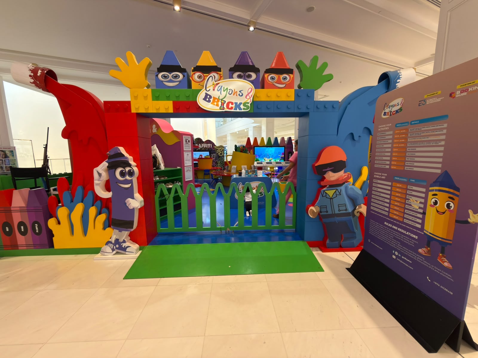Crayons & Bricks – Place Vendôme